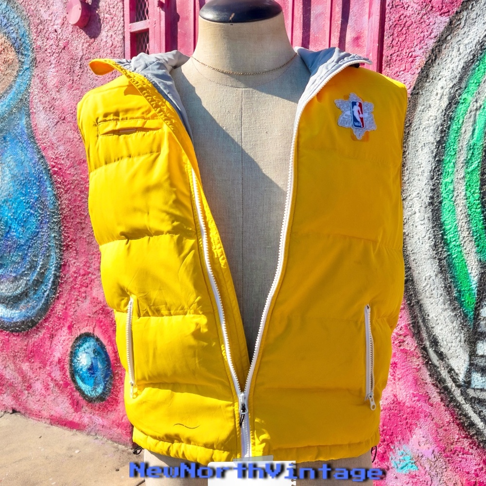 NBA Snowflake Vintage Puffer Vest size Medium | Yellow with Retro Embroidery